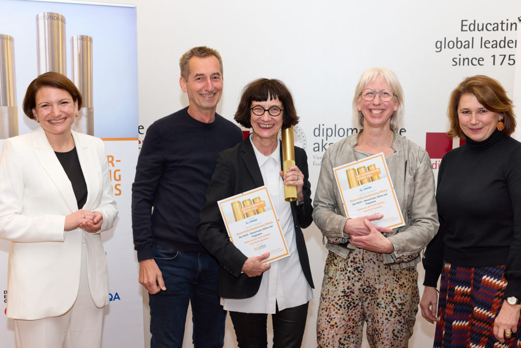 Beste Fundraising Aktion - MuTh: Ruth Williams (GF Fundraising Verband Austria), Georg Duit (GF Agentur fundoffice), Prof. Elke Hesse (künstl. Direktorin und GF des MuTH), Elisabeth Reiter (Agentur fundoffice), Katja Zirngast (Kultursponsoring UNIQA), Foto: Ludwig Schedl