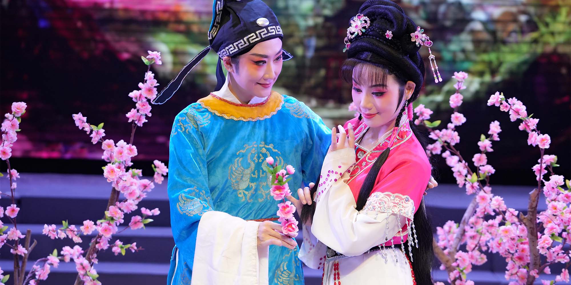 Gui-Oper - Das Antlitz im Pfirsichblütenwald, Foto: Theater der Autonomen Region Guangxi der Zhuang-Nationalität Gui-Oper - Das Antlitz im Pfirsichblütenwald